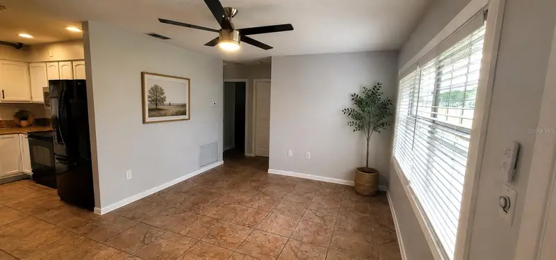1215 Lakeshore Blvd, FL