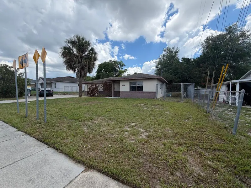 1057 Fort Smith Blvd, FL