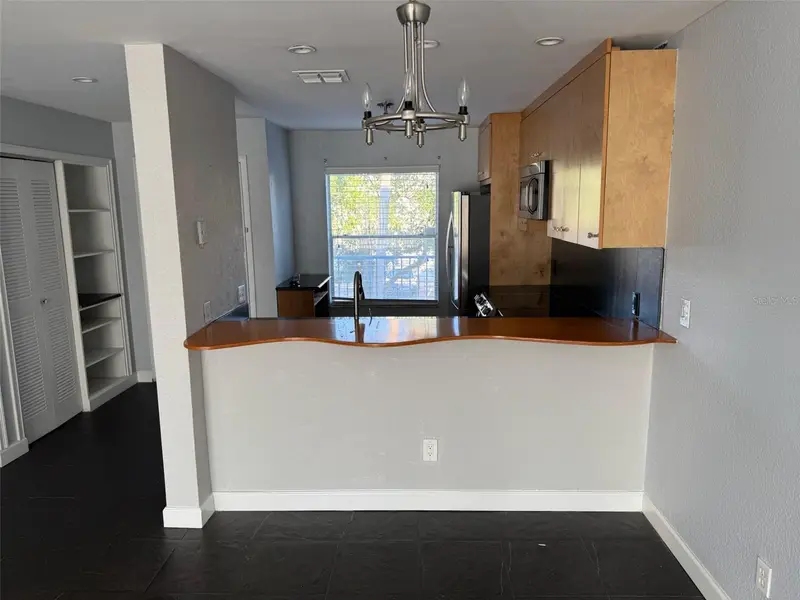 2568 Woodgate Blvd #205, FL