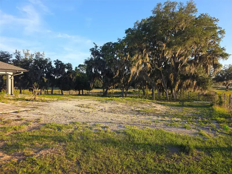 3620 County Road 64 E, FL