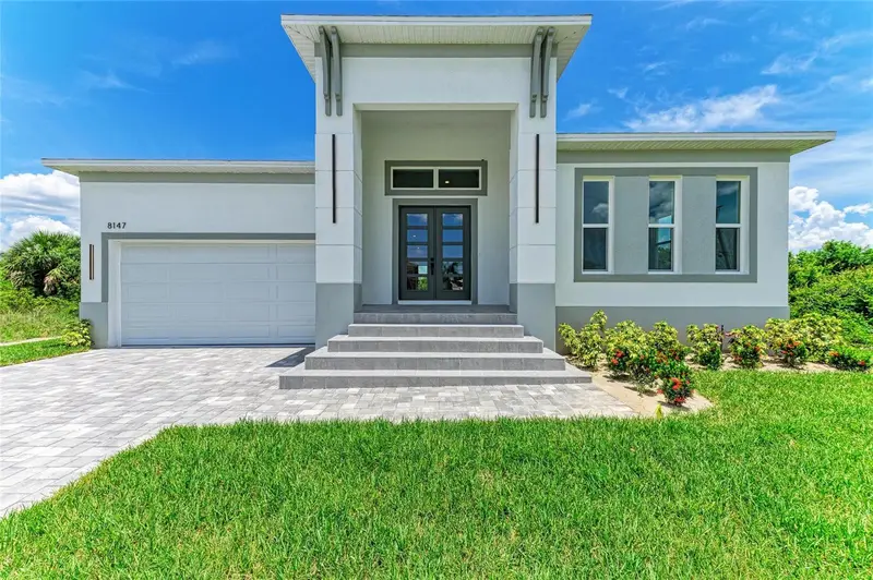 8147 Tracy Cir, FL