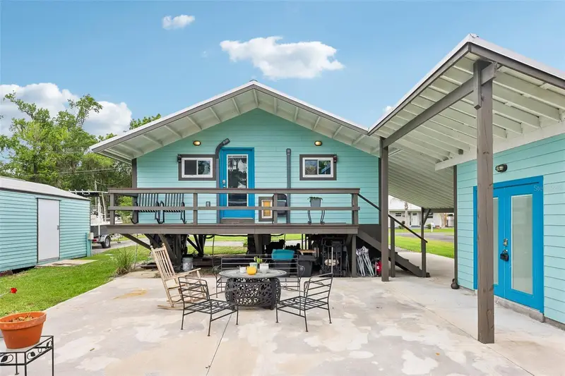 24521 Snail Rd, FL