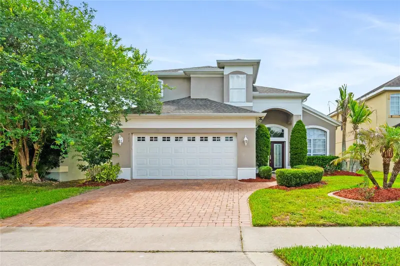 721 Hardwood Cir, FL