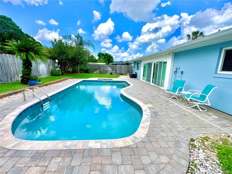 460 S Deerwood Ave, FL