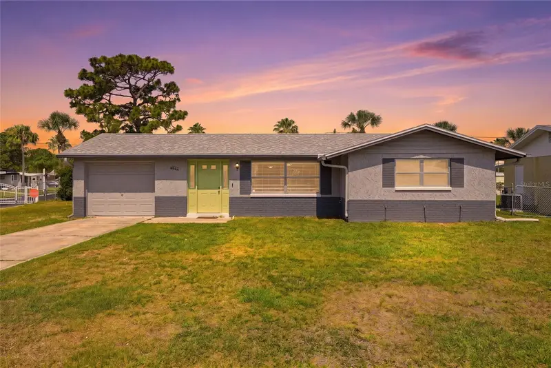 10737 Fillmore Ave, FL