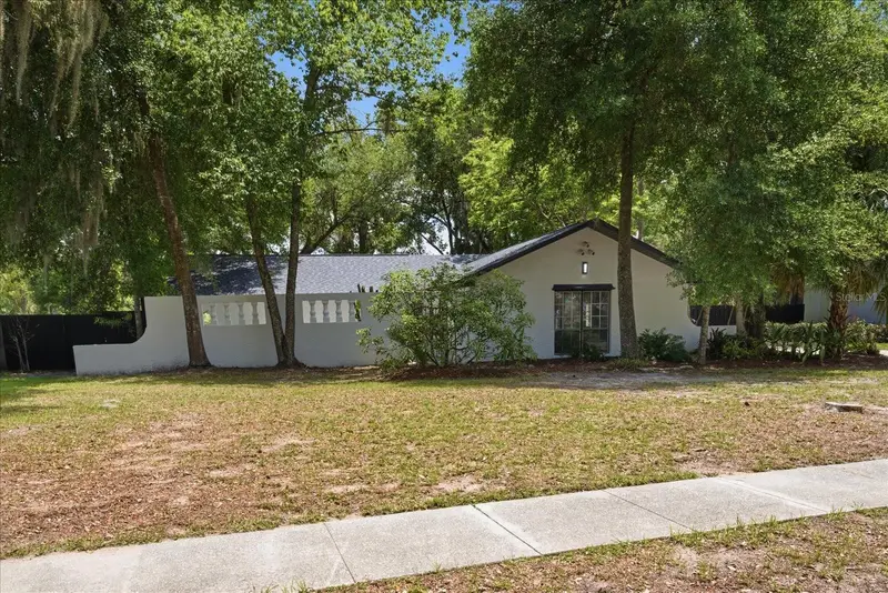 101 Partridge Cir, FL