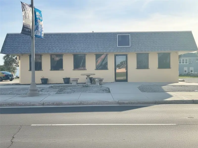 2006 S Atlantic Ave, FL