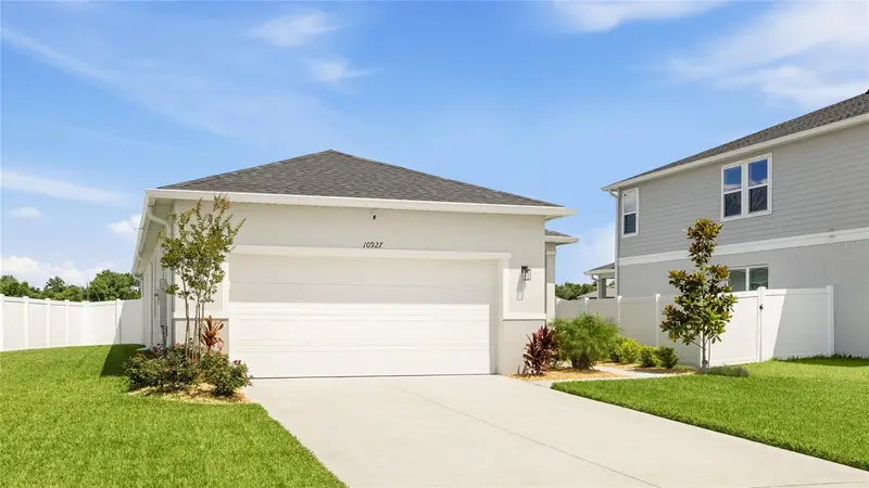 10927 Bluestem Cv, FL