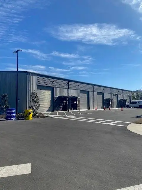 1800 Corporate Center Ln #B, FL