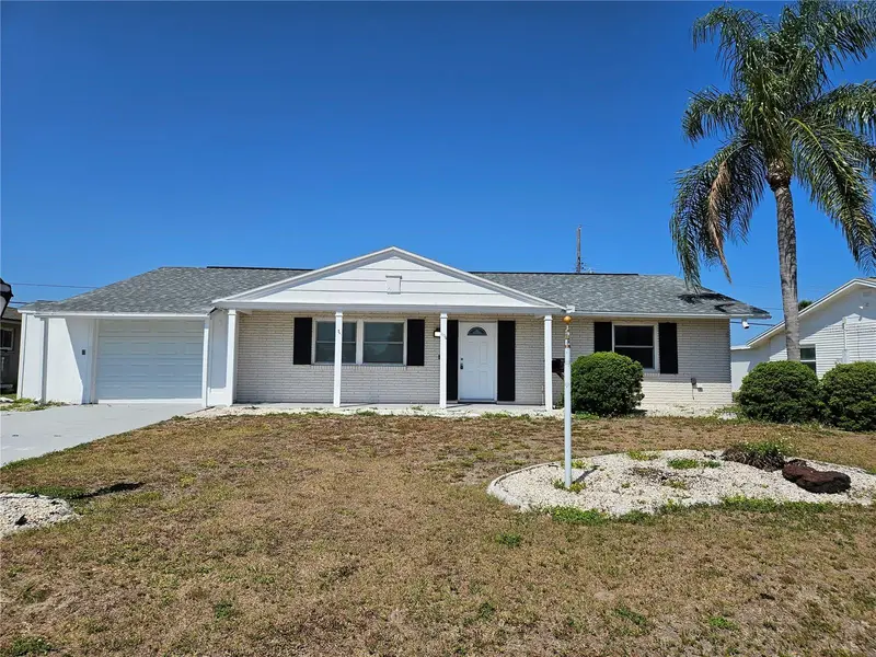 1104 Desert Hills Dr, FL