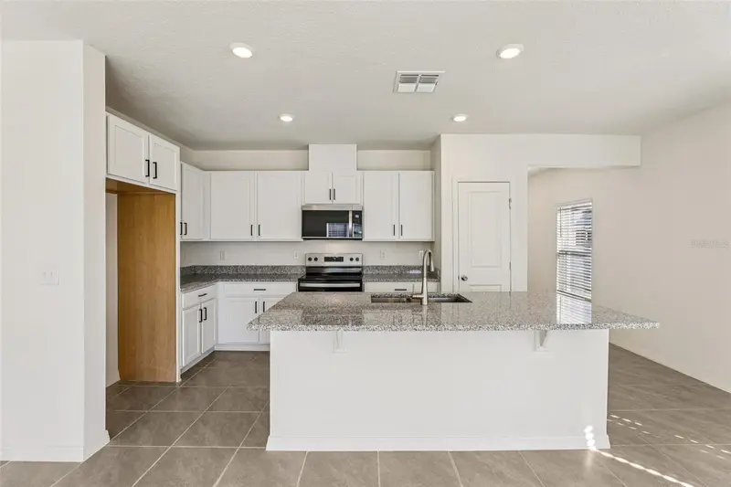387 Sequoia Dr, FL