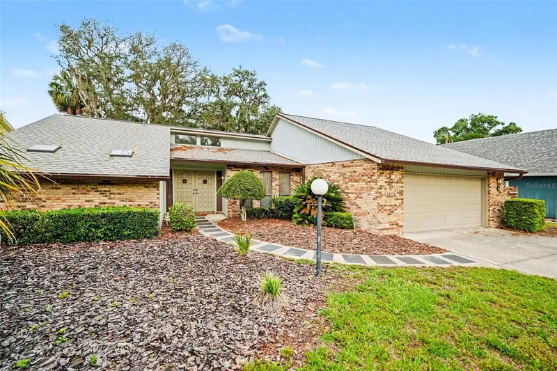 34334 Whispering Oaks Blvd, FL