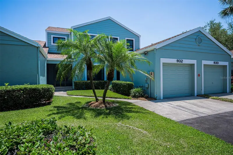 932 Myakka Ct Ne, FL