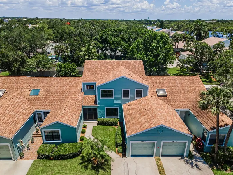 932 Myakka Ct Ne, FL