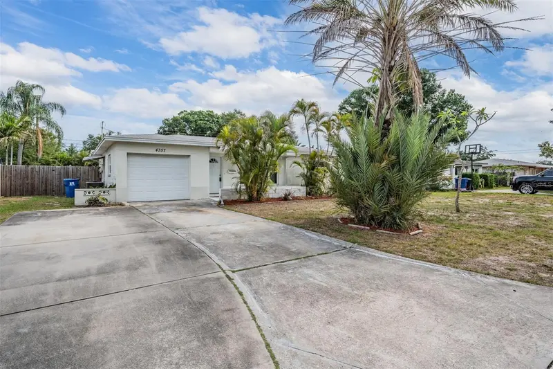 4357 32nd Ave N, FL