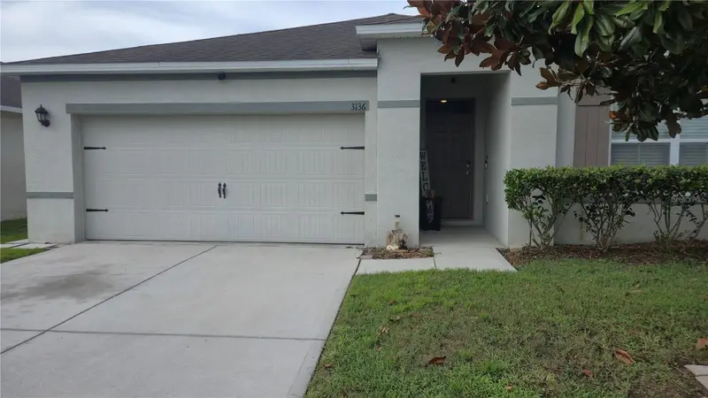 3136 Country Club Cir, FL