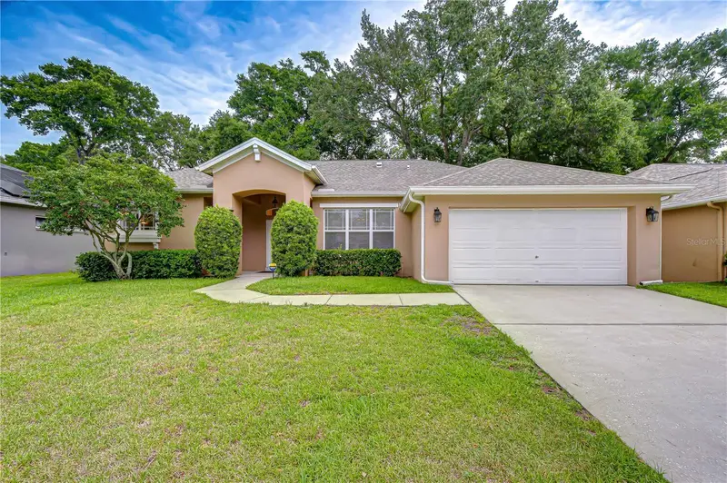 1142 Lumsden Trace Cir, FL