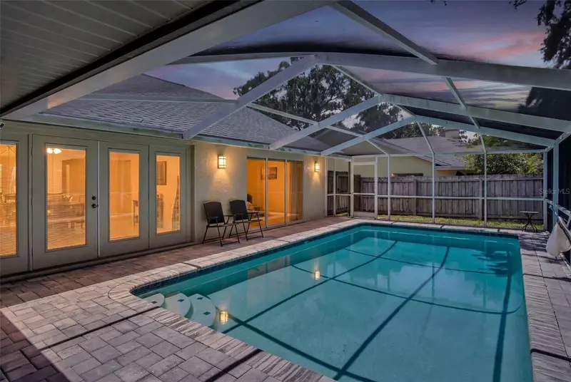2654 Crystal Cir, FL