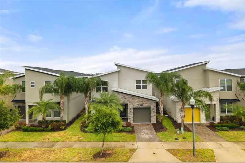 621 Drop Shot Dr, FL