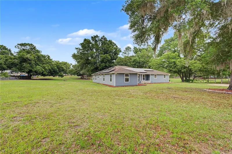 5160 Ne County Road 340, FL