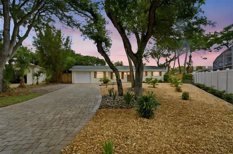 1 Carley Cir, FL