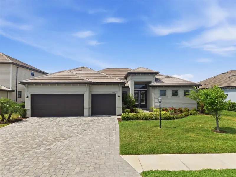 15909 Tradewind Ter, FL