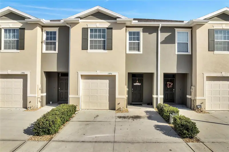 1394 Yellow Finch Dr, FL