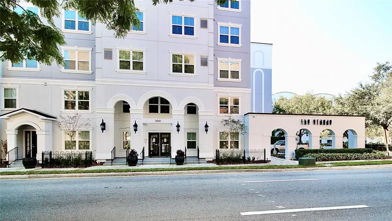 300 E South St #1015, FL