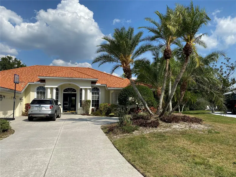 8758 Wild Dunes Dr, FL