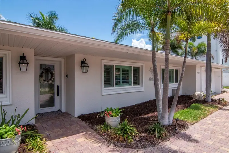 4927 W Melrose Ave N, FL