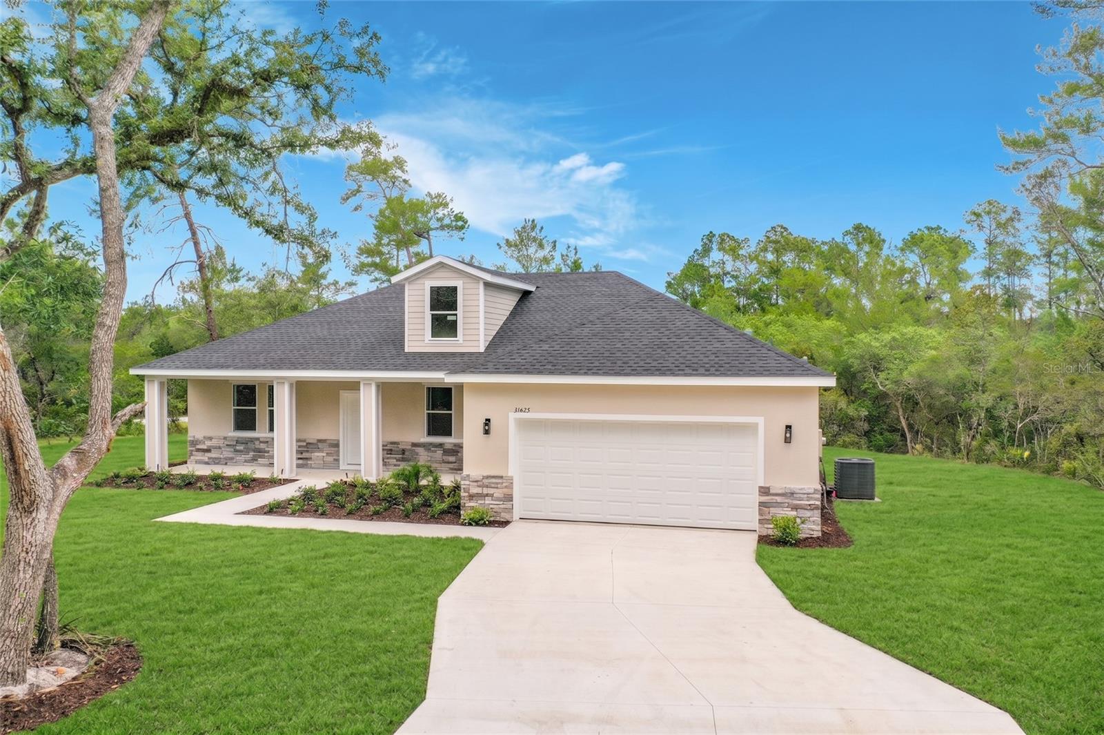 Royal Trails listing