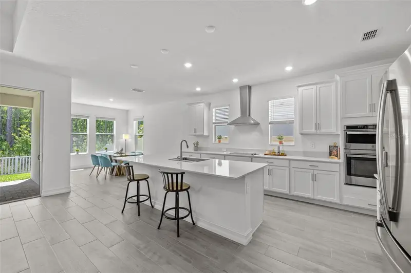 18242 Serene Lake Loop, FL