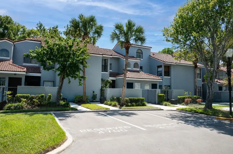 4704 Chevy Pl #180, FL