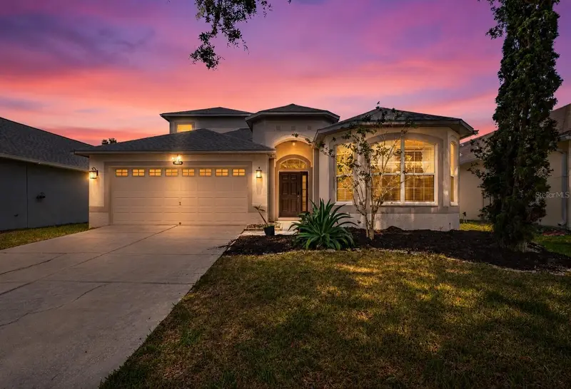 10024 Coldwater Loop, FL