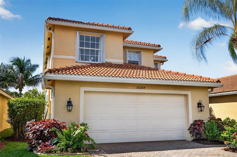 10284 Crepe Jasmine Ln, FL