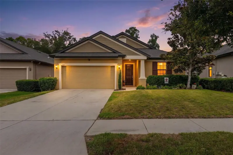 107 Elina Sky Dr, FL