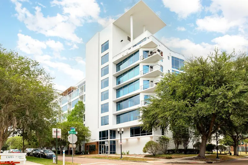 525 E Jackson St #507, FL