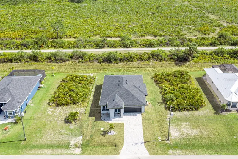 384 Baytree Dr, FL