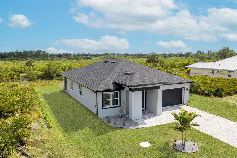384 Baytree Dr, FL