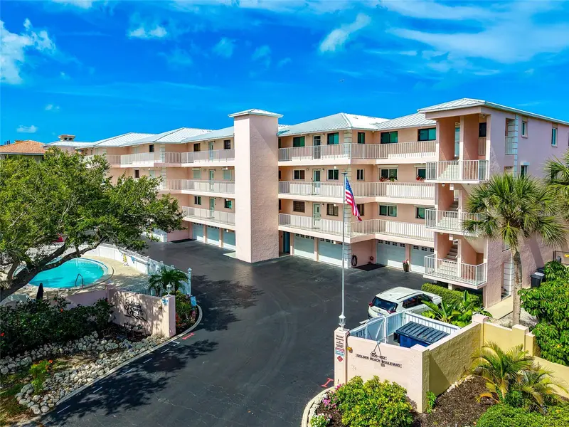 910 Golden Beach Blvd #202, FL