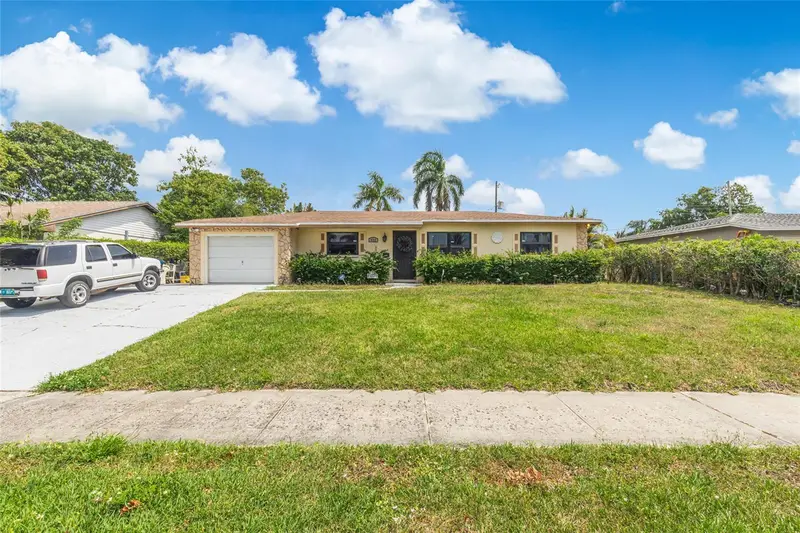 539 Sabal Palm Dr, FL