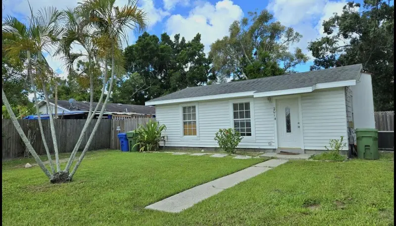 2014 10th St W, FL