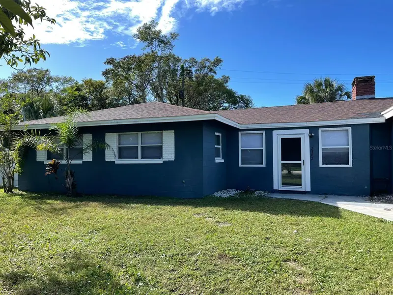 2302 Continental Blvd, FL