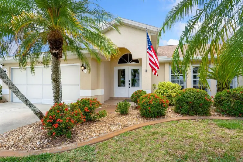 25237 Zodiac Ln, FL