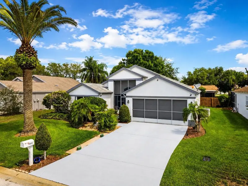 8051 Thatch Ter, FL