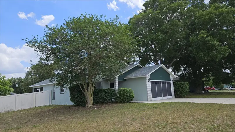 108 Brittany Ave, FL