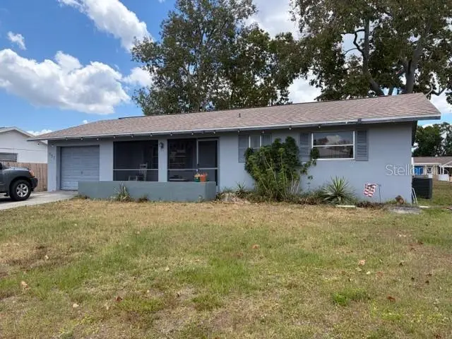 551 Grove Ave Nw, FL