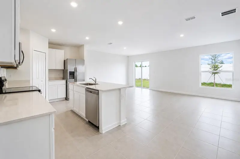 371 Artemis St, FL