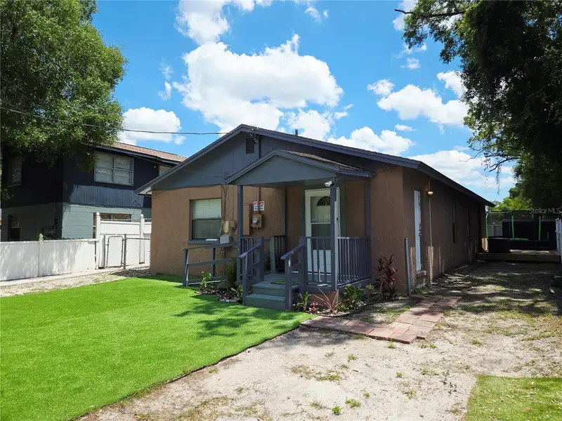 1617 E Idell St, FL