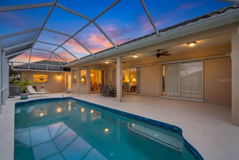 1543 Waterford Dr, FL